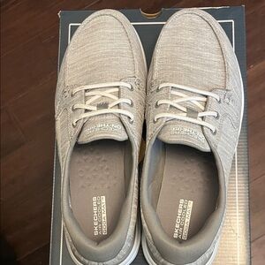Skechers Women's Grey Textured Sneakers